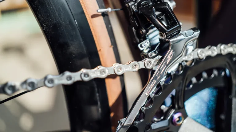 How to clean bike chain