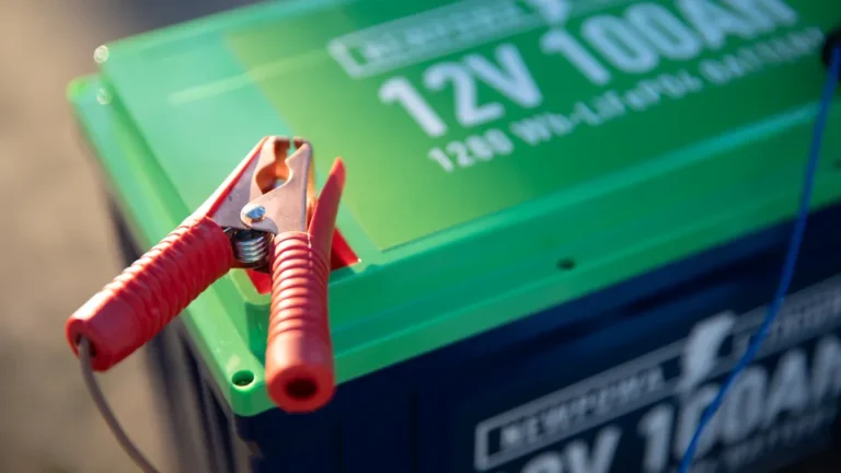 How to Open a Buick LaCrosse Trunk with a Dead Battery