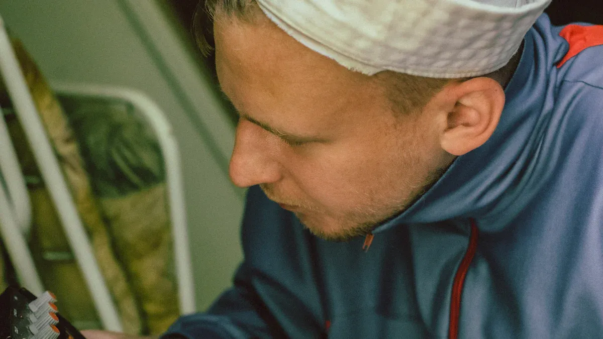 How to Add Freon to a Nissan Rogue