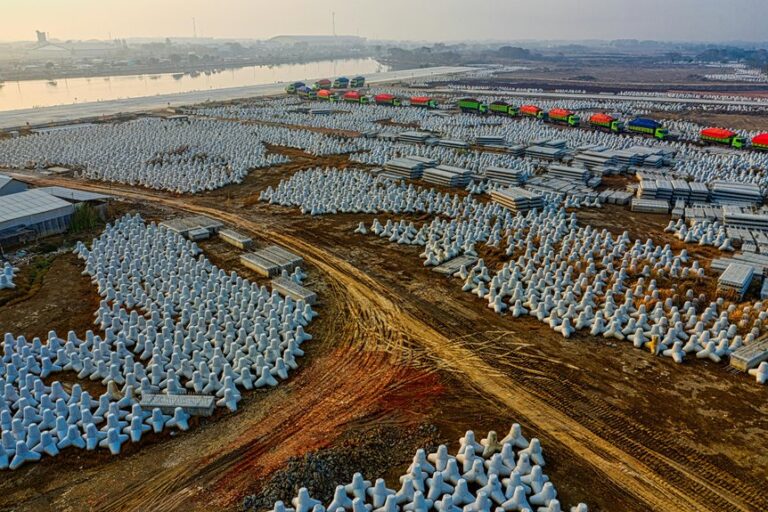 toyota hilux vs conquest toughness