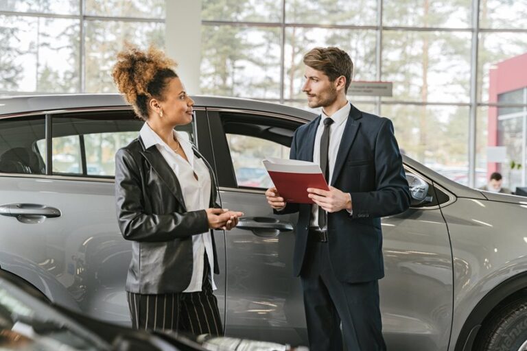 car salesmen average salary
