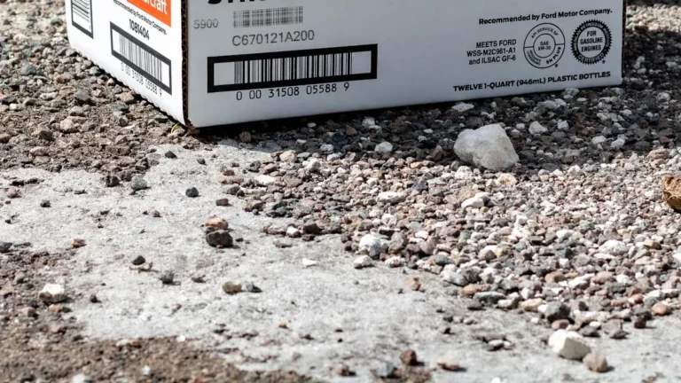 Best High Mileage Synthetic Oil: 10 Engines Saving Formulas