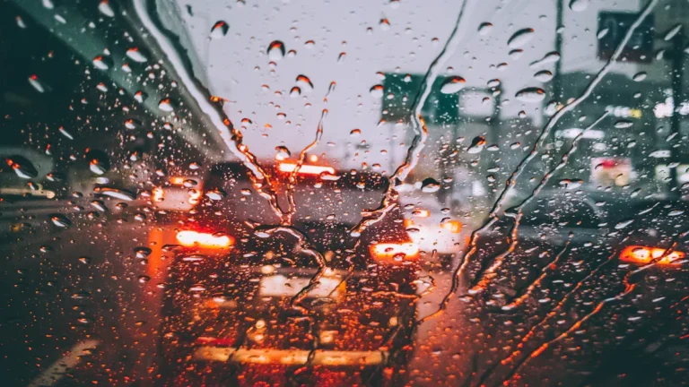 Rain Sensor and Automatic Wipers Working Principle: 9 Facts