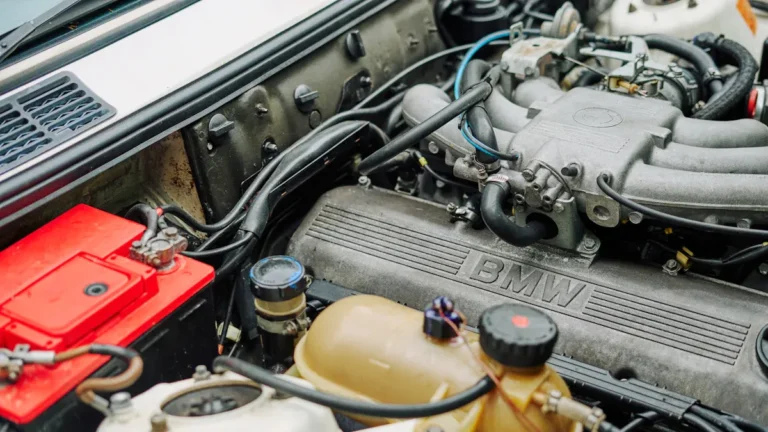 Symptoms of Low Engine Compression: 12 Deadly Clues for Power